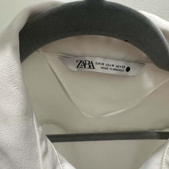 Zara white deep v neck Blouse - Picture 3 of 5